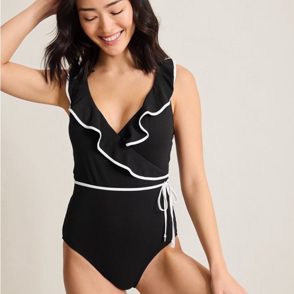 Tommy Bahama black and white classic one piece bathing suit. New without tags